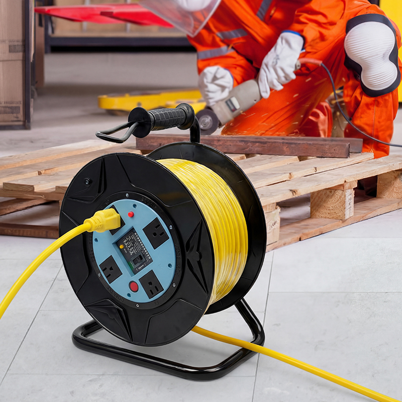 Extension Cord Outdoor - สายพ่วงแบบม้วนเก็บได้ 25 ม. 40 ม. 50